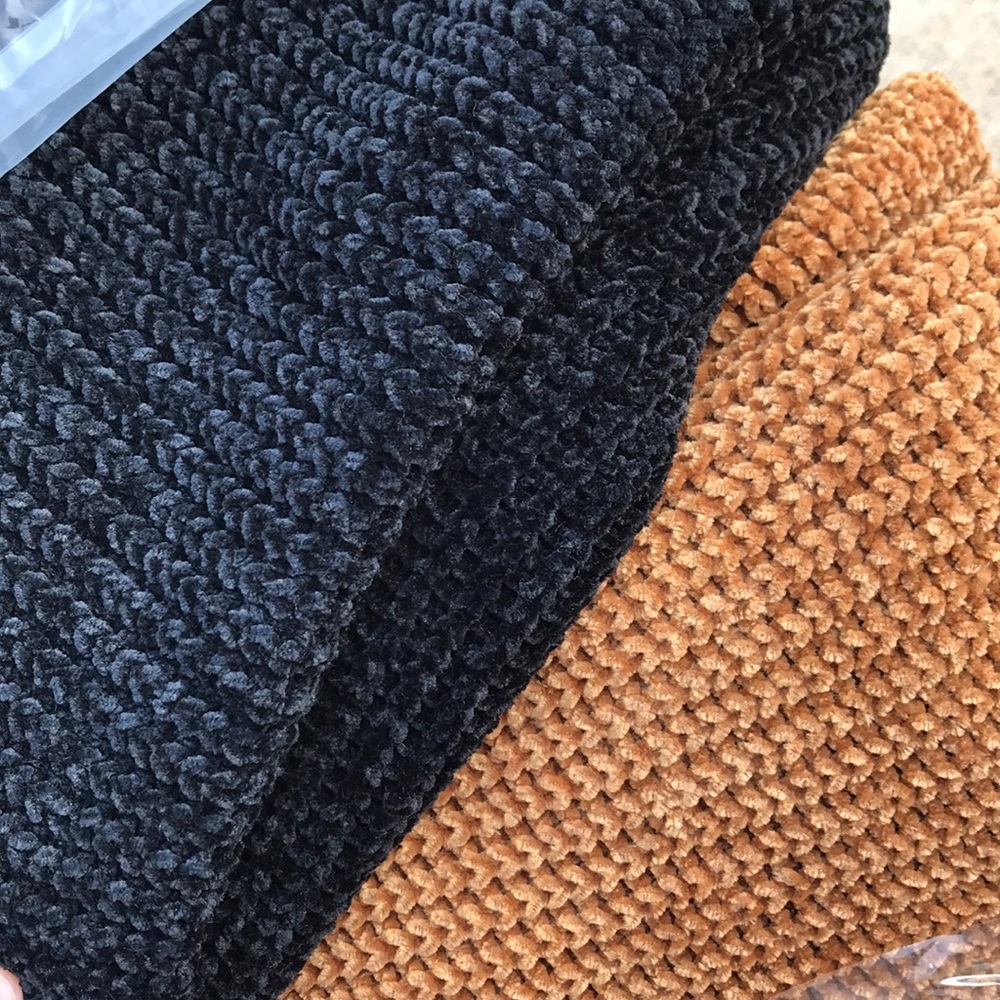 LAST1️⃣🆕BLACK Dolman Chenille - Picture 8 of 8